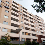 グローリオ御苑内藤町