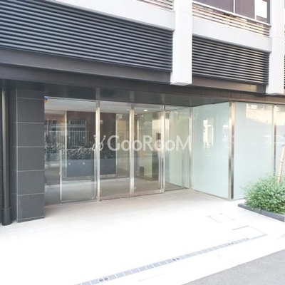 
						ザ・パークハビオ日本橋箱崎町 エントランス