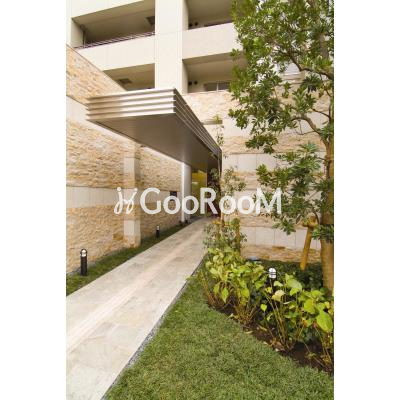 
						パークアクシス白金台 エントランス