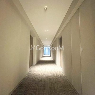 
						ミリアレジデンス浅草橋　内廊下