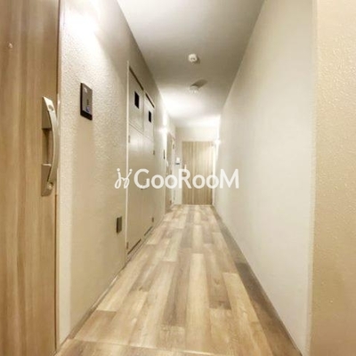 
						グローリオシェルト池袋本町 内廊下