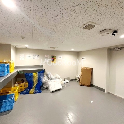 
						ロイジェントパークス西馬込 ごみ置き場