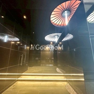 
						アジールコート三宿テラス　エントランス