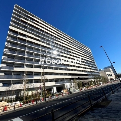 
						ロイヤルパークス有明　外観