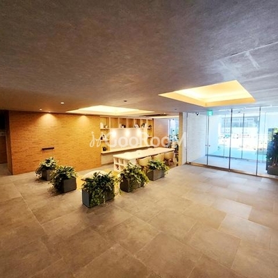 
						デュオフラッツ篠崎 ラウンジ