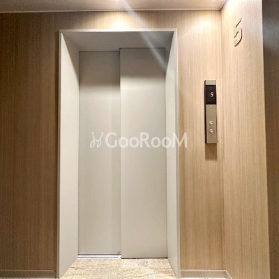 
						オルタナ押上　エレベーター