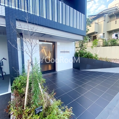 
						アーバンパーク方南町2 入口2