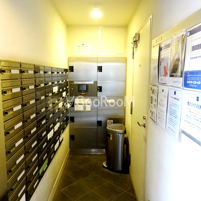 
						レジディア西新宿Ⅱ 郵便受け