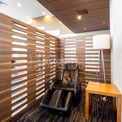 
						リラックスルーム