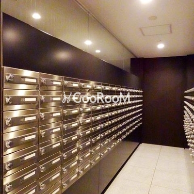 
						大崎ウエストシティタワーズ 郵便受け