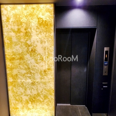 
						グランカーサ門前仲町 エレベーター