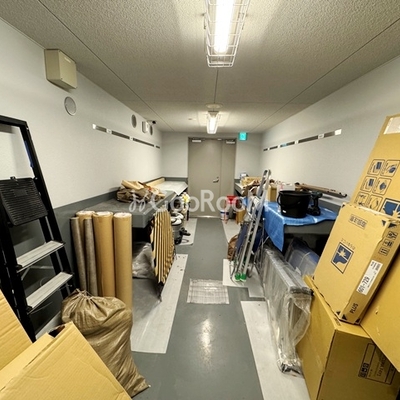 
						ザ・パークハビオ大森町 ごみ置き場