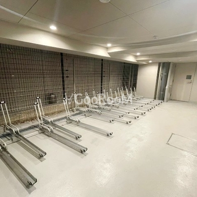 
						トラディス両国3 駐輪場