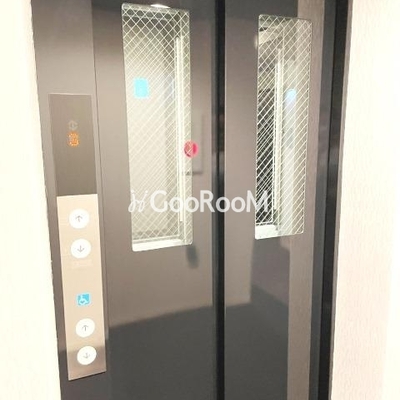 
						アイフラット中目黒　EV