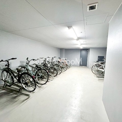 
						ブランシエスタ荻窪  共用部3