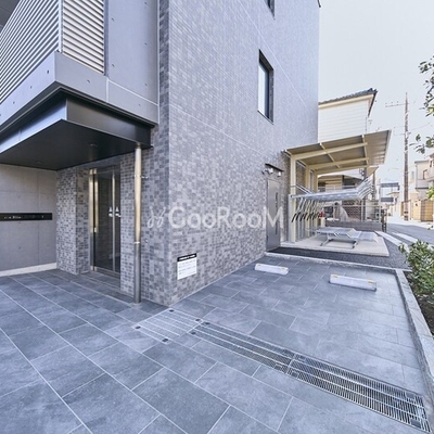 
						プライムブリス品川旗の台 入口