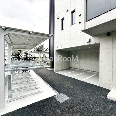 
						ロイジェントパークス西馬込 駐輪場2