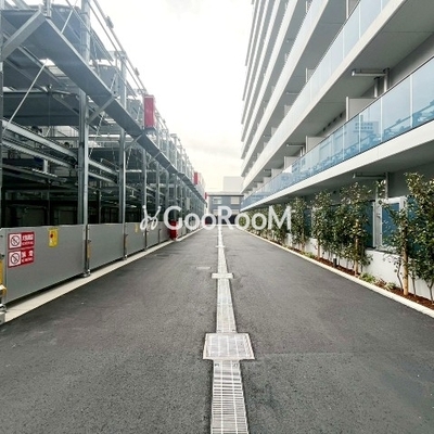 
						オアーゼ日暮里レジデンス 駐車場2