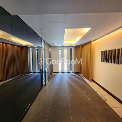 
						ザ・パークハビオ中野新橋 エントランス