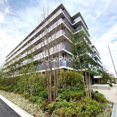 
						ラティエラ武蔵小杉 外観写真2