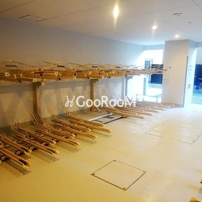 
						C駐輪場