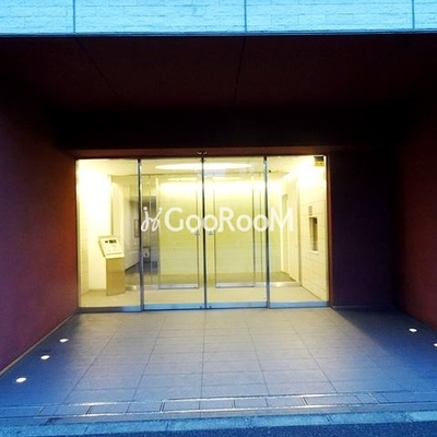 
						パークハビオ渋谷神山町 エントランス
