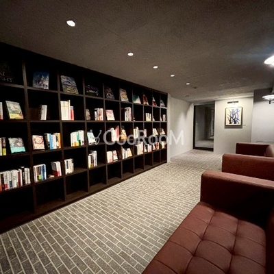 
						パークアクシス新宿百人町 共用部写真5