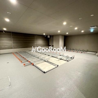 
						コンフォリア東上野 駐輪場